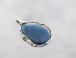 Lapis Lazuli - kapka  zdobená